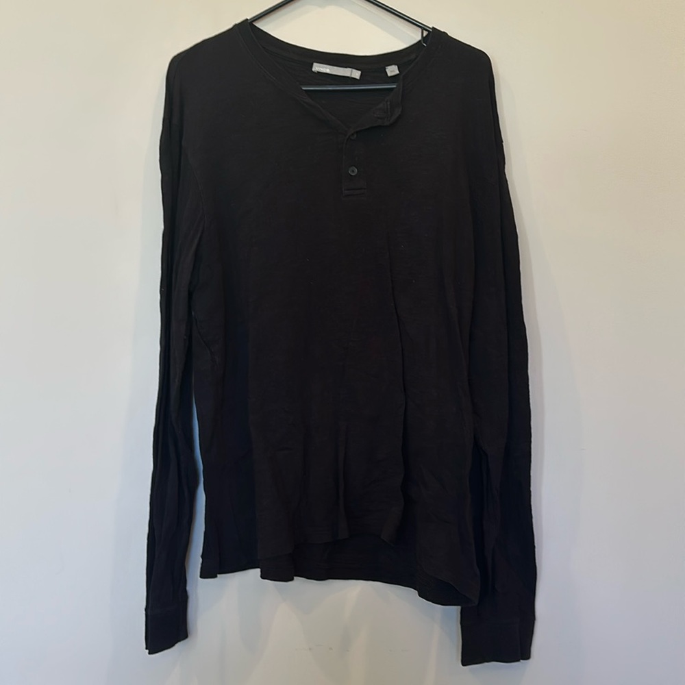 Vince men’s long sleeve, size large